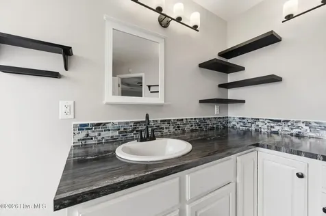 206 Honey Court E Jacksonville NC 28540