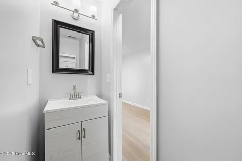 206 Honey Court E Jacksonville NC 28540