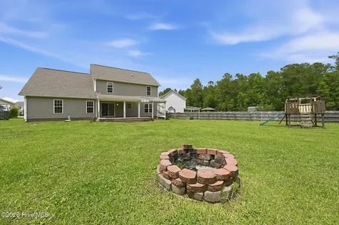 206 Honey Court E Jacksonville NC 28540