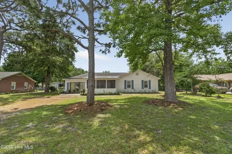 4810 W Lord Byron Road Wilmington NC 28405