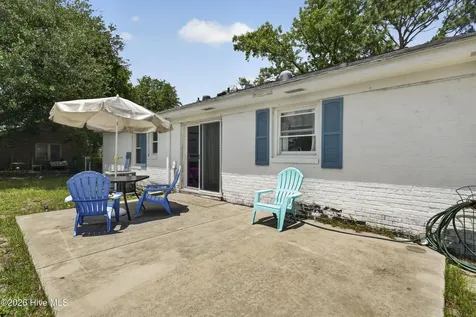 4810 W Lord Byron Road Wilmington NC 28405