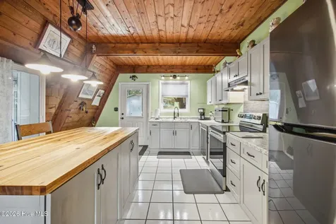 1098 Kings Landing Road Hampstead NC 28443