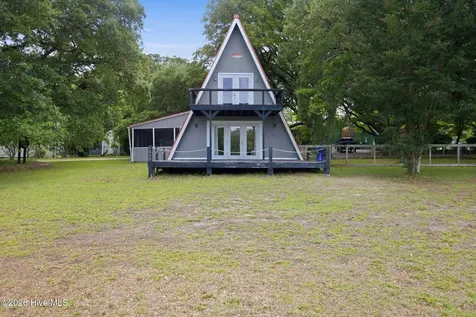 1098 Kings Landing Road Hampstead NC 28443