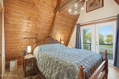 1098 Kings Landing Road Hampstead NC 28443