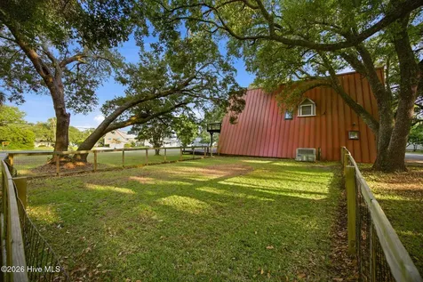1098 Kings Landing Road Hampstead NC 28443