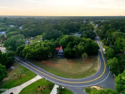 1098 Kings Landing Road Hampstead NC 28443