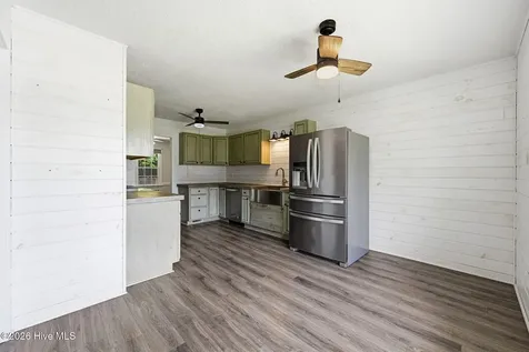 2491 Northwoods Drive Jacksonville NC 28540