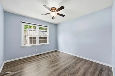 2491 Northwoods Drive Jacksonville NC 28540
