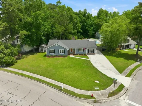 2491 Northwoods Drive Jacksonville NC 28540