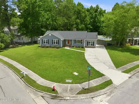 2491 Northwoods Drive Jacksonville NC 28540