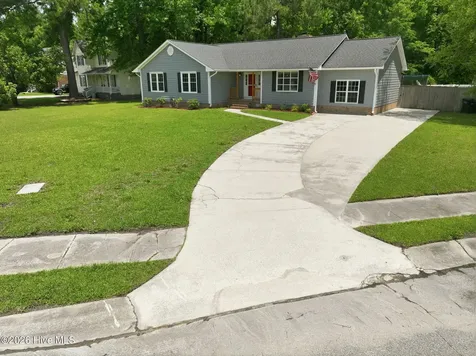 2491 Northwoods Drive Jacksonville NC 28540