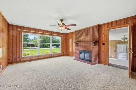 711 Fairlane Drive Grifton NC 28530