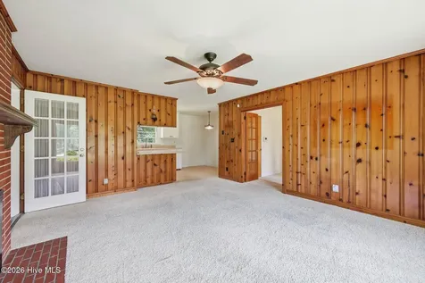 711 Fairlane Drive Grifton NC 28530