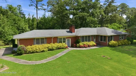 711 Fairlane Drive Grifton NC 28530