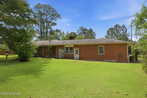 711 Fairlane Drive Grifton NC 28530