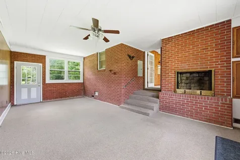 711 Fairlane Drive Grifton NC 28530