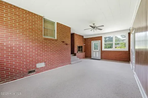 711 Fairlane Drive Grifton NC 28530