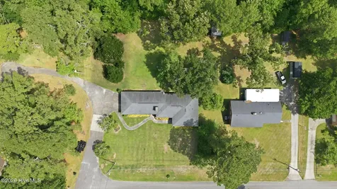 711 Fairlane Drive Grifton NC 28530