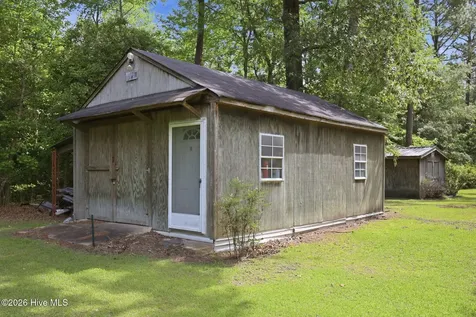 711 Fairlane Drive Grifton NC 28530