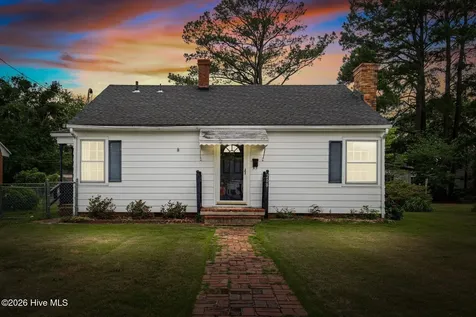 208 Craven Street Tarboro NC 27886