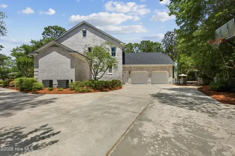 2705 Calvert Place Wilmington NC 28403