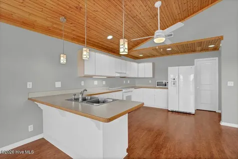 712 Channel Boulevard Topsail Beach NC 28445