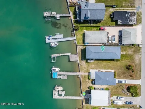 712 Channel Boulevard Topsail Beach NC 28445
