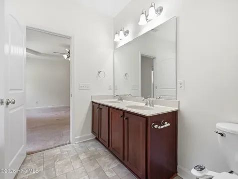 801 Lavender Court Hubert NC 28539