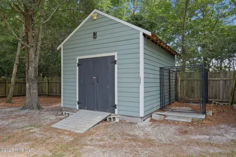 801 Lavender Court Hubert NC 28539