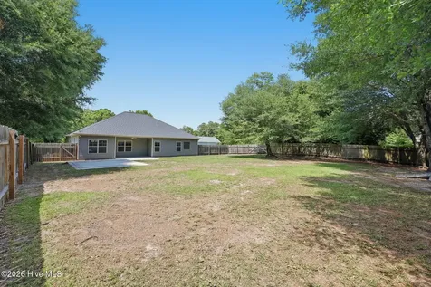 801 Lavender Court Hubert NC 28539