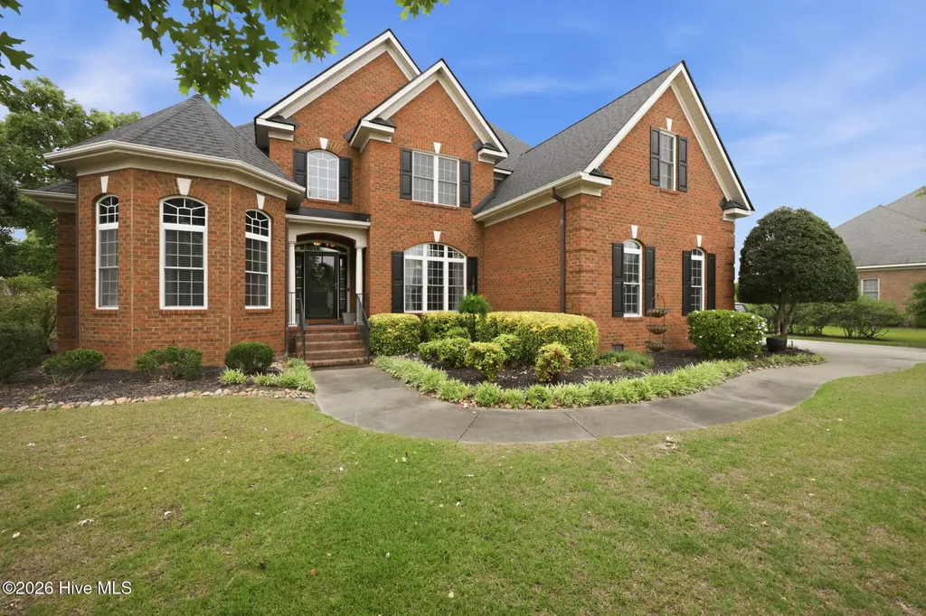 2213 Yadkin Court Greenville NC 27858