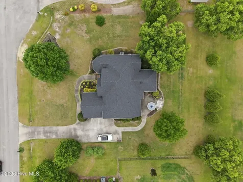 2213 Yadkin Court Greenville NC 27858