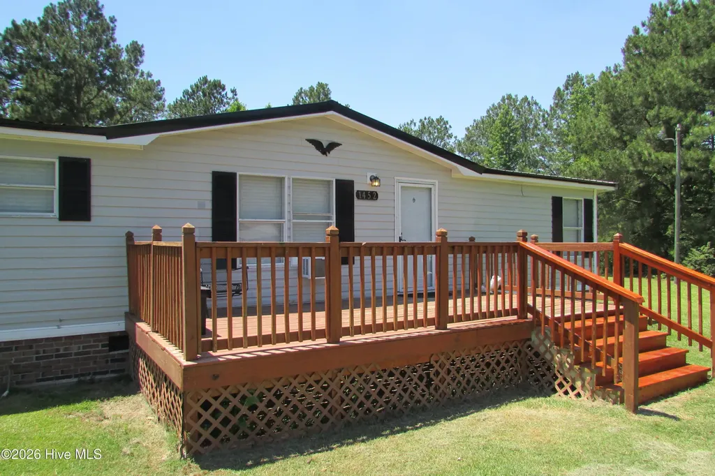 1452 Big Piney Grove Road Clinton NC 28328