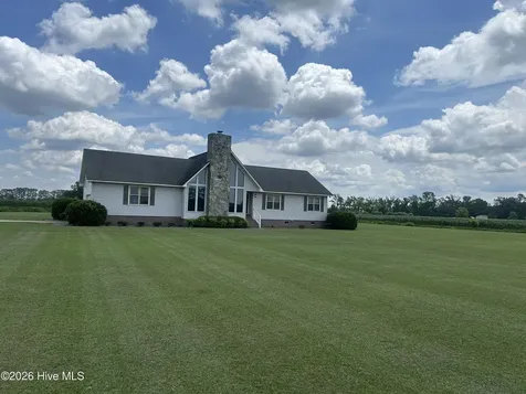 1437 Louie Pollock Road La Grange NC 28551
