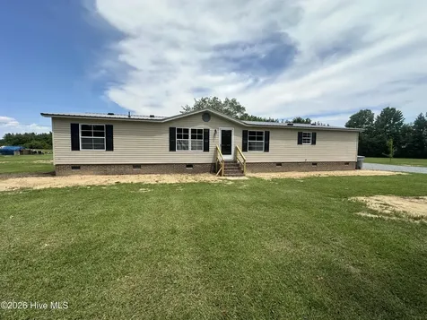 3062 Ashleys Grove Road Conway NC 27820