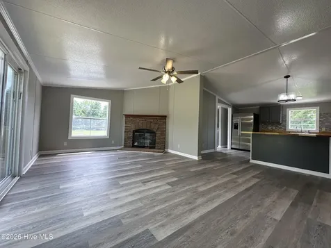 3062 Ashleys Grove Road Conway NC 27820
