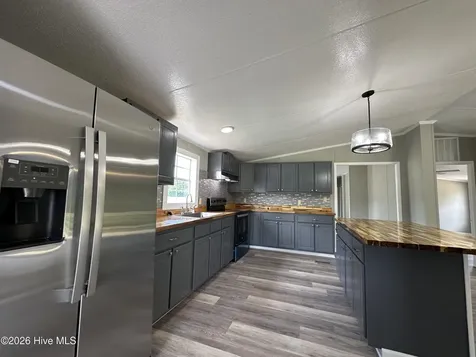 3062 Ashleys Grove Road Conway NC 27820