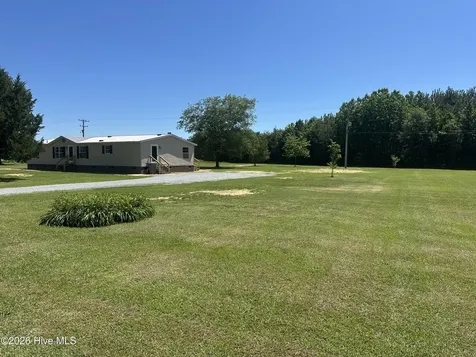 3062 Ashleys Grove Road Conway NC 27820