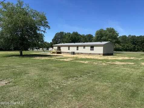 3062 Ashleys Grove Road Conway NC 27820