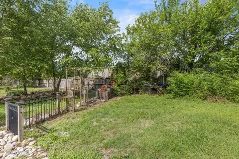1453 Old Fayetteville Road NE Leland NC 28451