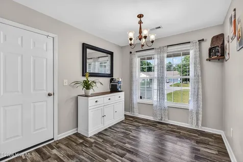 143 Ashbury Park Lane Richlands NC 28574