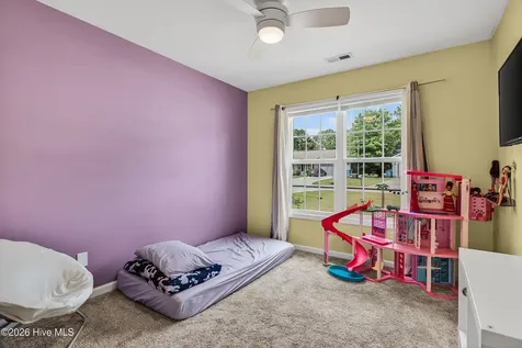 143 Ashbury Park Lane Richlands NC 28574