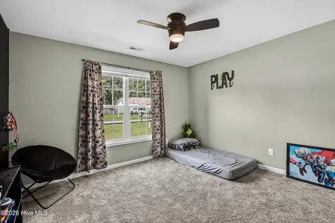 143 Ashbury Park Lane Richlands NC 28574