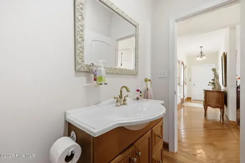 103 Waterfront Avenue Newport NC 28570