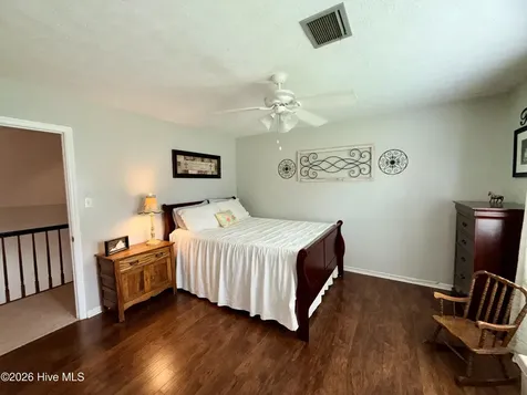 8081 Saint Andrews Drive Laurinburg NC 28352