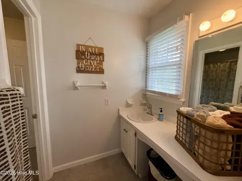8081 Saint Andrews Drive Laurinburg NC 28352
