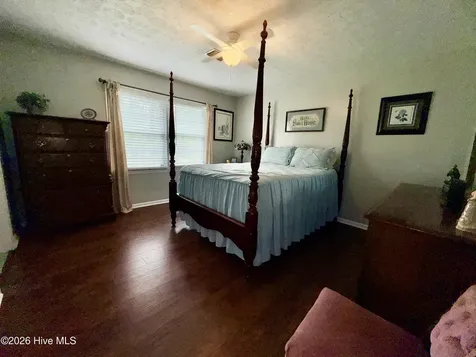 8081 Saint Andrews Drive Laurinburg NC 28352