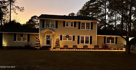 8081 Saint Andrews Drive Laurinburg NC 28352