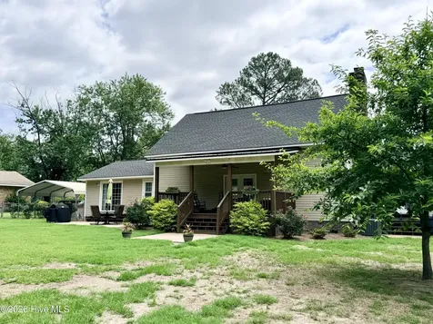 8081 Saint Andrews Drive Laurinburg NC 28352