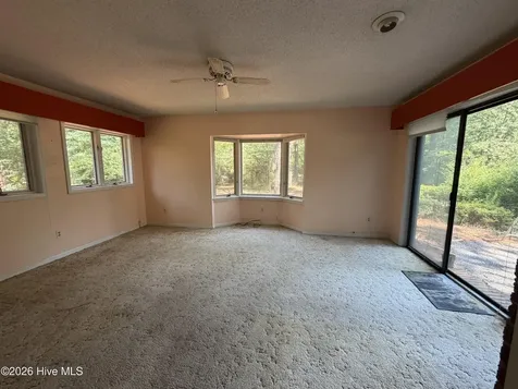 80 Hardee Lane Whispering Pines NC 28327